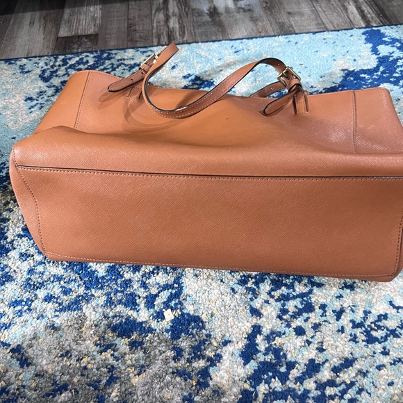 Brown Tory Burch Tote Gentle Used. - Picture 2 of 6